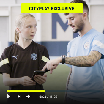 Man and young girl interacting with a smartphone, with 'CityPlay Exclusive' text at the top.